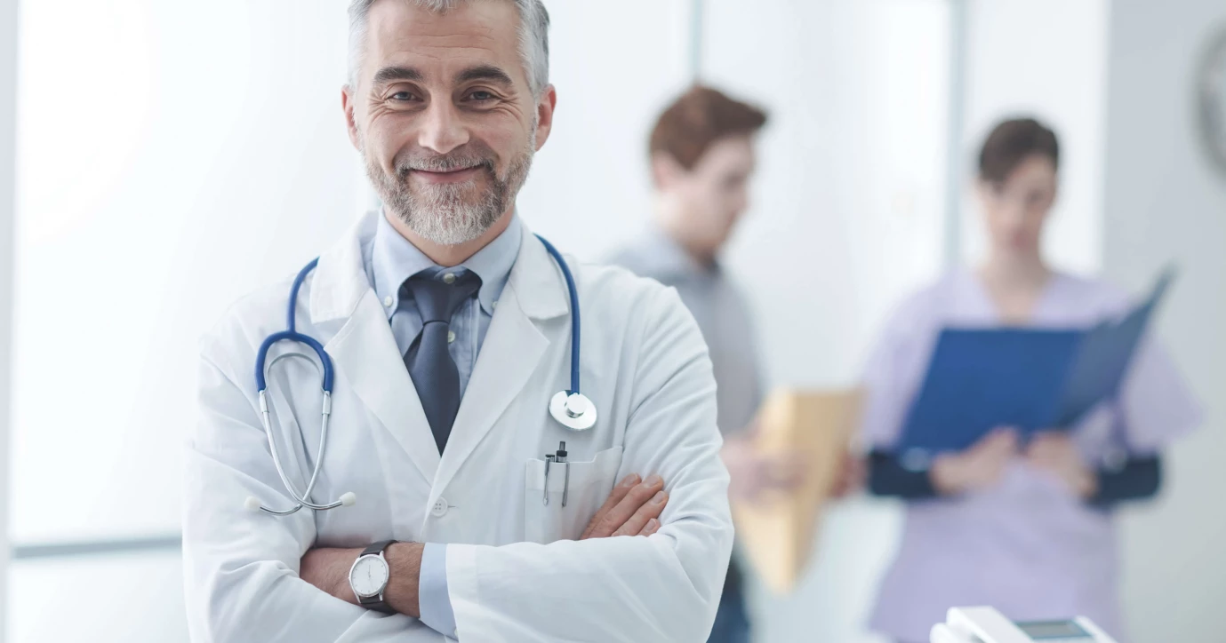 Narośl przy odbycie – objawy, przyczyny i diagnoza